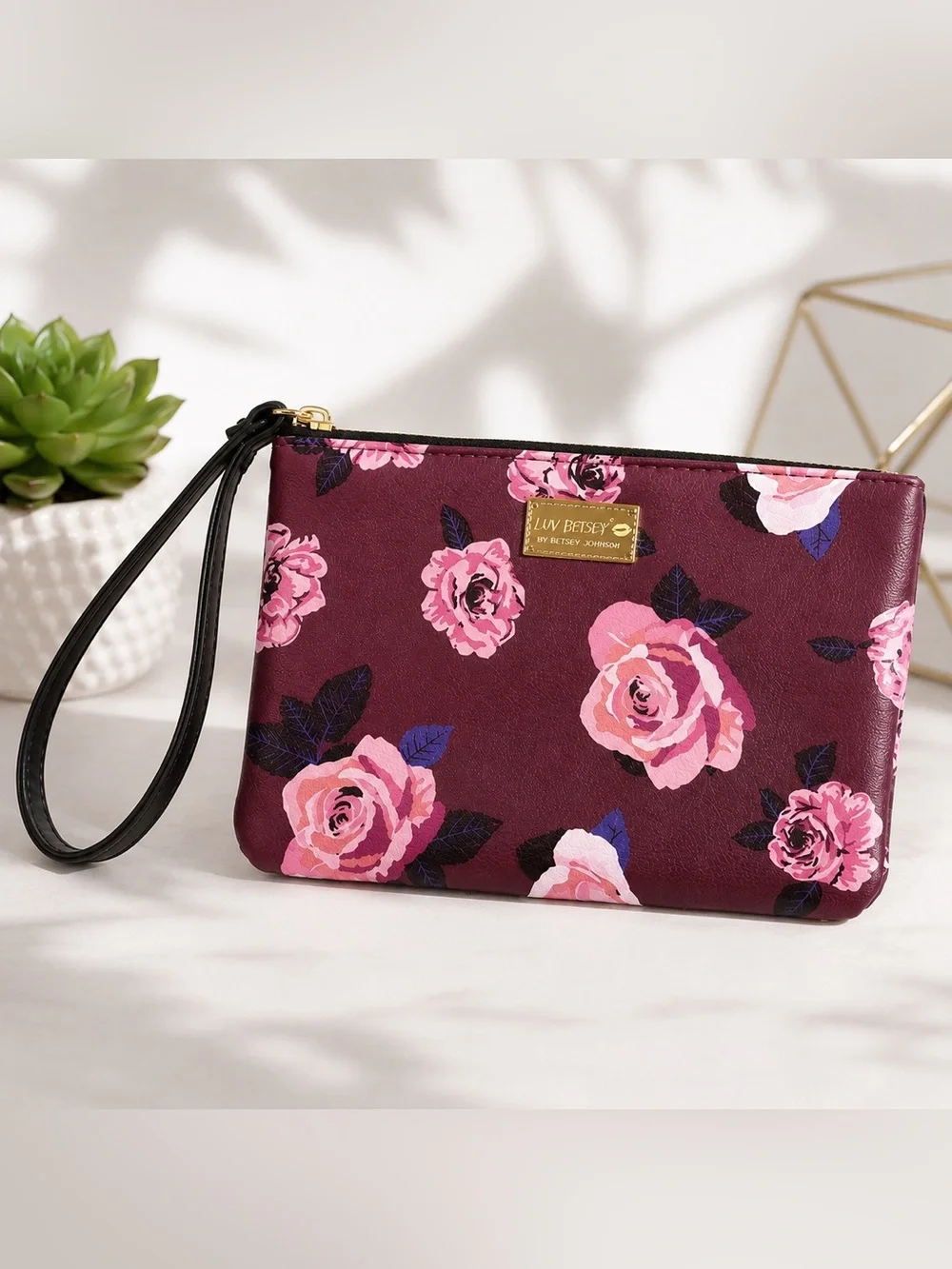NWOT LUV BETSEY JOHNSON Floral Convertible Wristlet/Crossbody